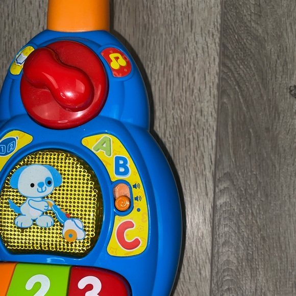 V Tech Pop & Count Vacuum Toy - Picture 6 of 11